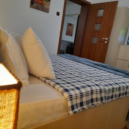 La Rossa Appartement Braşov Buitenkant foto