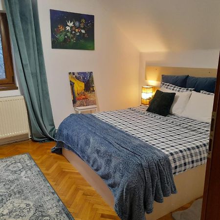 La Rossa Appartement Braşov Buitenkant foto