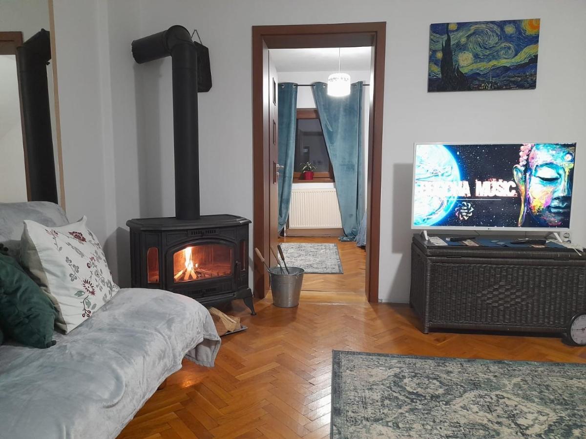 La Rossa Appartement Braşov Buitenkant foto