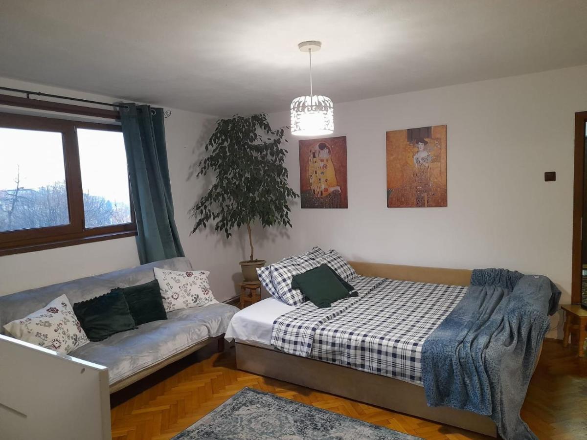 La Rossa Appartement Braşov Buitenkant foto